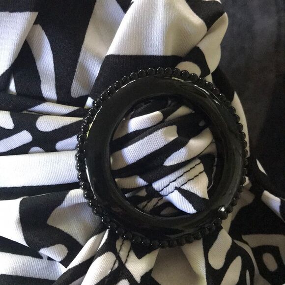 Notations black/white stretch knit top, NWT, PS - Picture 7 of 7